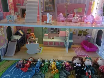 Veľký svietiaci drevený domček aj s príslušenstvom - 4