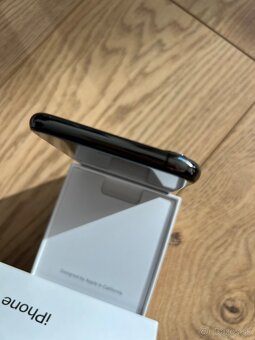 Apple iPhone XS Space Grey 64GB - 4