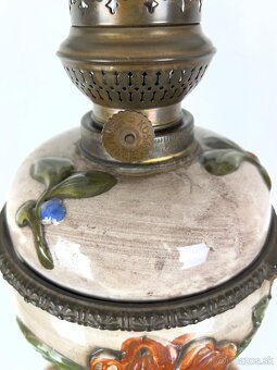 Stolova a petrolejka ako luster - 4