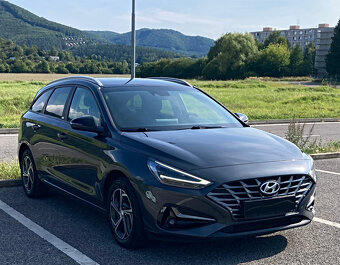 Hyundai i30 Kombi 1.6 CRDI 7DCT Edition 30 - 4