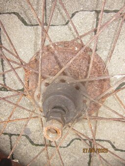 ČZ 125 150 B C T koleso - 4