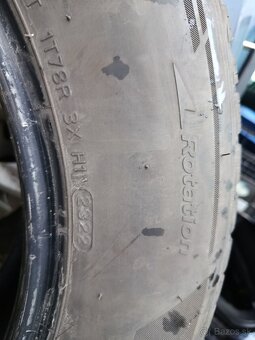 235/65r17 zimné hankook - 4