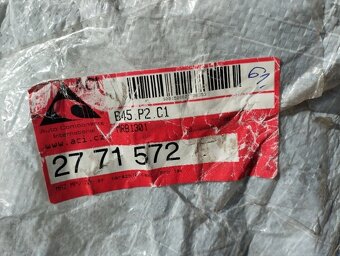 MAZDA MPV II přední nárazník - 4