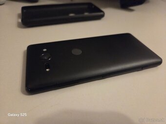 SONY Xperia XZ2 compact - 4
