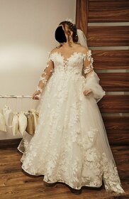 Svadobné kvetinové šaty farby Ivory - 4