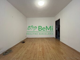 Predaj 3 izbový byt, ZNÍŽENÁ CENA - Nová Baňa (042-113-MIJK) - 4