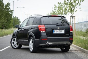 Chevrolet Captiva 2.2 D 4x4 7 MIEST, SK auto - 1.M - 4