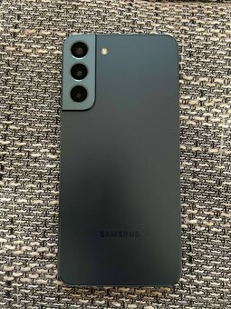 Samsung Galaxy S22+ - 4