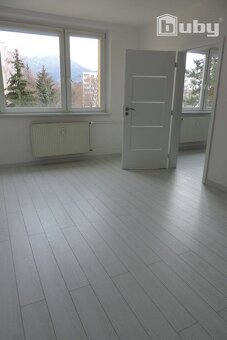 PREDAJ 2 IZBOVÝ BYT S BALKÓNOM, STRED POVAŽSKÁ BYSTRICA - 4