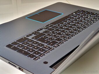 Herný notebook DELL | 17,3" | i7-8750H | GTX 1050Ti | 16GB - 4