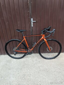 Giant TCX Advanced Pro 2 - 4