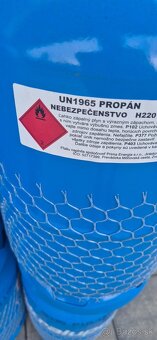 Predám 5kg originál propán plnú fľašu ku grilu. - 4