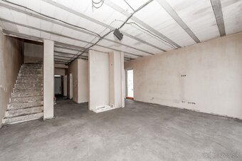Dvojpodlažný rodinný dom - Rezidencia pri kaštieli, obec Sok - 4