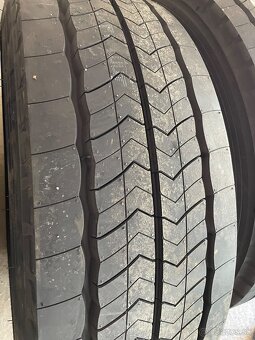 Pneumatiky 275/70R22.5 - 4