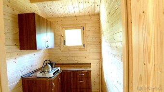 Na predaj pozemok s novým zrubovým domčekom v obci Slovinky - 4