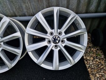 VW Helsinky 5x112 R17 Passat - 4
