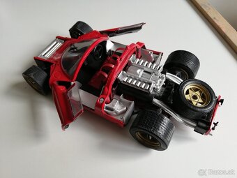 1:18 FERARRI 330P4 1967 - 4