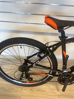 Predám nový pánsky horský bicykel Kross Hexagon rám S 17 - 4