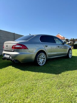 ŠKODA Superb 3.6 FSI V6 4x4 DSG – 191 kW - 4