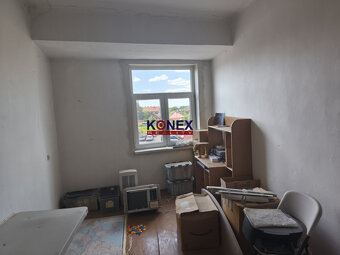 NA PREDAJ – MULTIFUNKČNÁ BUDOVA v centre Sobraniec - 4