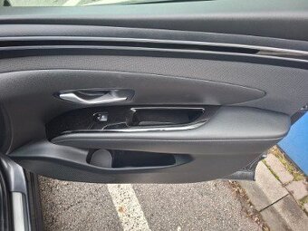 Hyundai Tuscon 1,6 benzín 4x4 - 4