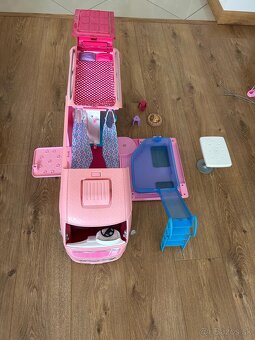 Barbie karavan - 4