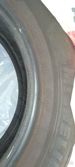 185/65R15 - 4