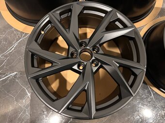 original alu audi R8 R20 4S 4S0601025CA - 4