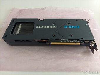GIGABYTE Radeon RX 6600 EAGLE 8GB - 4
