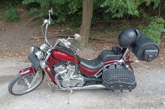 Suzuki VS 800 Intruder v TP 34kw VP A2 - 4