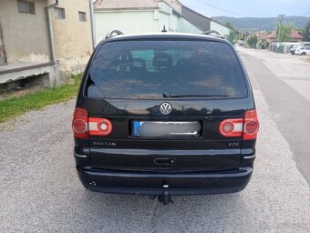 Volkswagen Sharan Facelift 1.9 TDI 96kw rok 2006 - 4