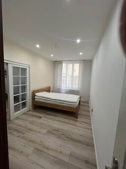 Prenájom dvojizbový byt -Žilina centrum - staré mesto - 4