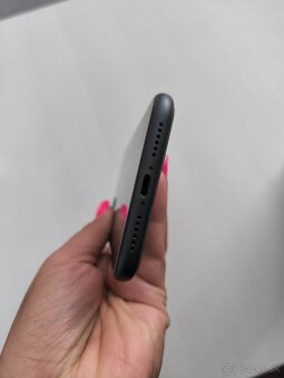 Iphone 11, 64 GB Black - 4