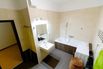 NA PRENÁJOM – 2 izbový byt 83m2, Dlhé diely - 4