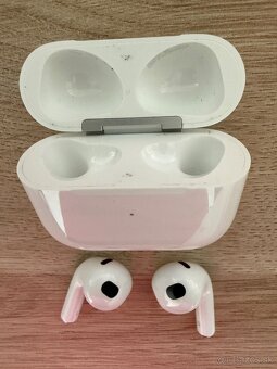 AirPods 3 generacia - 4