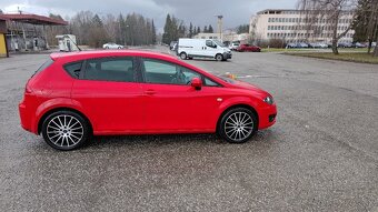 Seat Leon 1,6 benzín + plyn, r.v. 2010, 75kw, nájazd 195 000 - 4