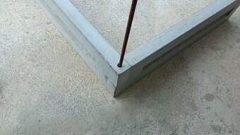 Vyvýšené betónové záhony - 4