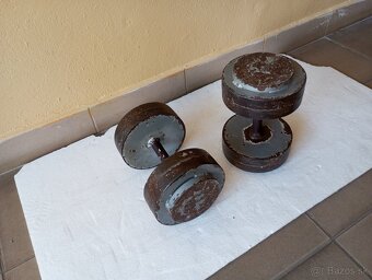 Železné  jednorúčky 2 x 20 kg a Neoprénové jednorúčky 2x1 kg - 4