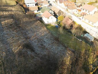 Exkluzívne na predaj pozemok - záhrada 758 m2, Snežnica - 4