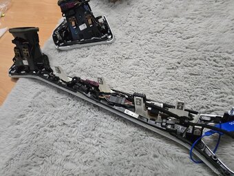 ✨ Predám interiérové lišty s LED podsvietením – BMW G20/G21 - 4