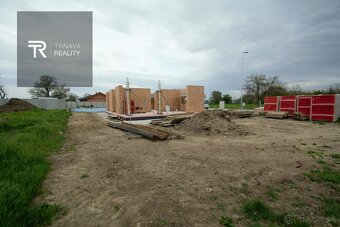 TRNAVA REALITY - moderný prízemný 4 – izbový rodinný dom vo - 4