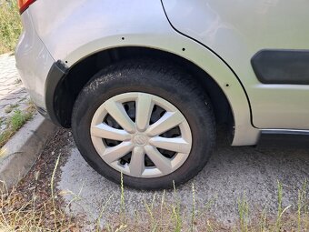 Suzuki SX4 - 4