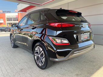 Hyundai Kona Electric 100kW Select 40kWh  FABRICKÁ ZÁRUKA - 4