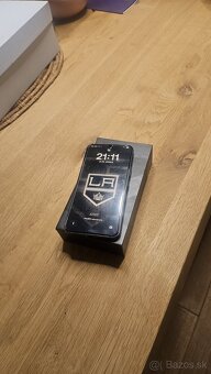Samsung Galaxy S22 – 128 GB - 4