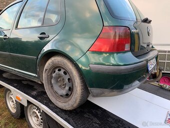 Predám na náhradné diely golf 4, rozpredám - 4