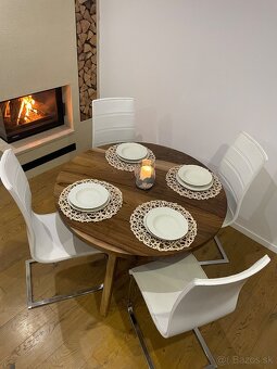 Masívny orechovy stôl - 4