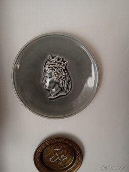 Keramické, mosadzné, tanieriky, starožitné - 4