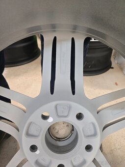 Elektróny audi R19 pompei ET43 - 4