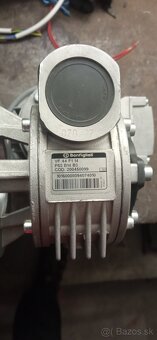 Elektromotor s převodovkou 180W - 4