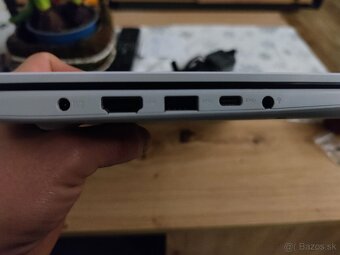 Asus VivoBook 14, E410MA - 4